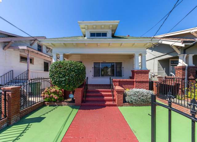 Property at 2943 Chestnut St, Oakland, CA 94608, 2 beds, 1 bath