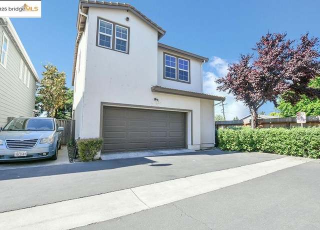 Property at 1619 Centennial Dr, Fairfield, CA 94533, 3 beds, 2.5 baths