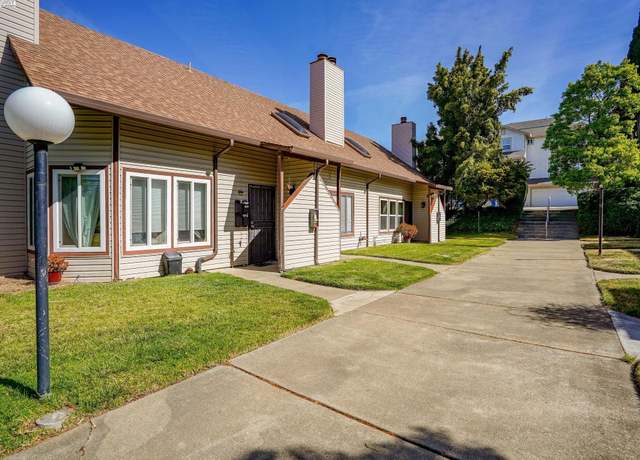 Property at 627 Military St E, Benicia, CA 94510, 2 beds, 1.5 baths