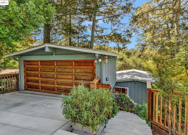 Property at 2211 Arrowhead Dr, Oakland, CA 94611, 3 beds, 2 baths