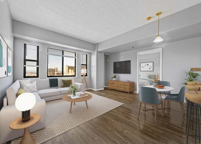 Property at 928 Franklin St #525, Oakland, CA 94607, 2 beds, 2 baths