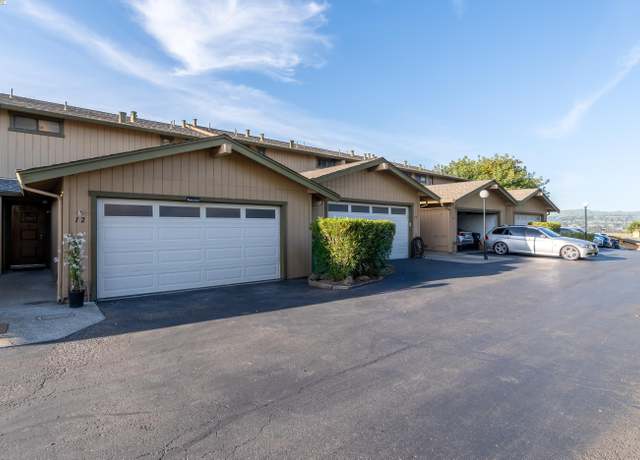 Property at 20111 W Ridge Ct #12, Castro Valley, CA 94546, 2 beds, 2.5 baths