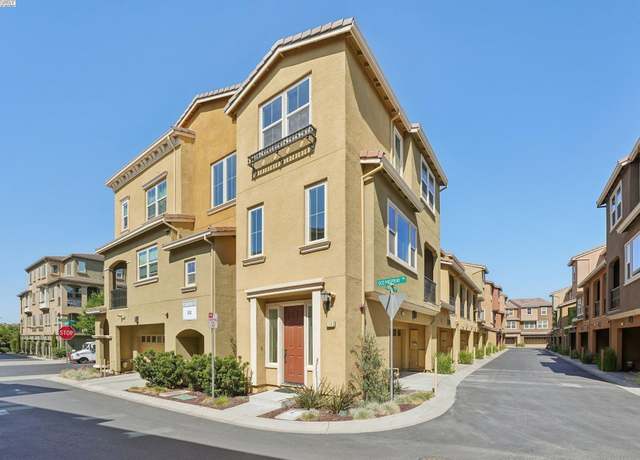 Property at 5743 Oceanspray Rd, Newark, CA 94560, 2 beds, 2.5 baths