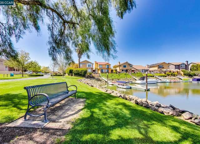 Property at 19 S Newport Dr, Napa, CA 94559, 4 beds, 2.5 baths