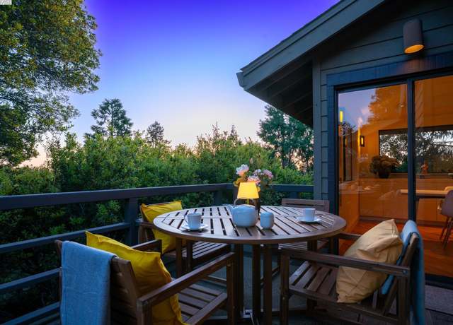 Property at 351 El Toyonal, Orinda, CA 94563, 4 beds, 4.5 baths