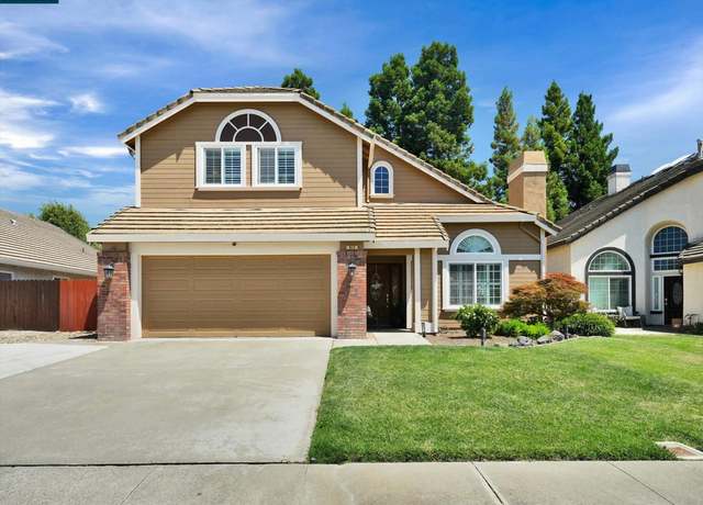 Property at 913 Cedar Brook Ln, Vacaville, CA 95687, 4 beds, 2.5 baths