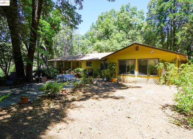 Property at 21566 Hunts Rd, Sonora, CA 95370, 3 beds, 2 baths