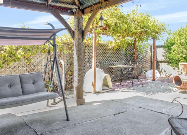 Property at 447 S 16th St, Richmond, CA 94804, 4 beds, 2 baths