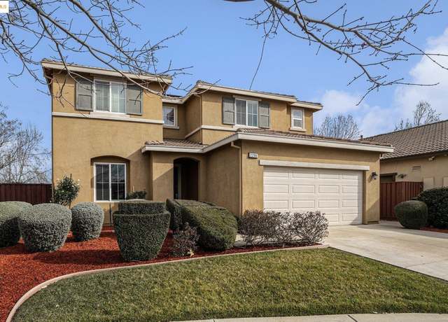 Property at 2206 Eastport Dr, Oakley, CA 94561, 4 beds, 3 baths
