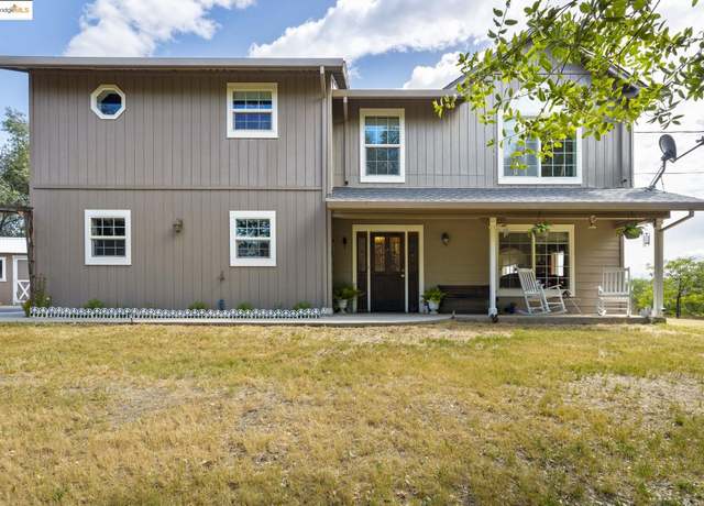 Property at 18450 Golden Oaks Dr, Jamestown, CA 95327, 3 beds, 3.5 baths
