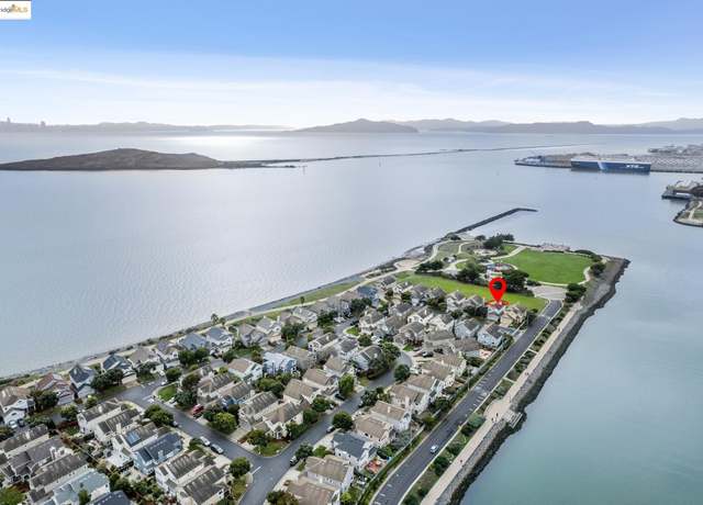 Property at 3 Harbor View Dr, Richmond, CA 94804, 3 beds, 2.5 baths