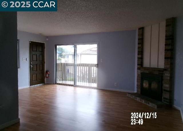 Property at 2571 El Portal Dr Unit D, San Pablo, CA 94806, 2 beds, 2 baths