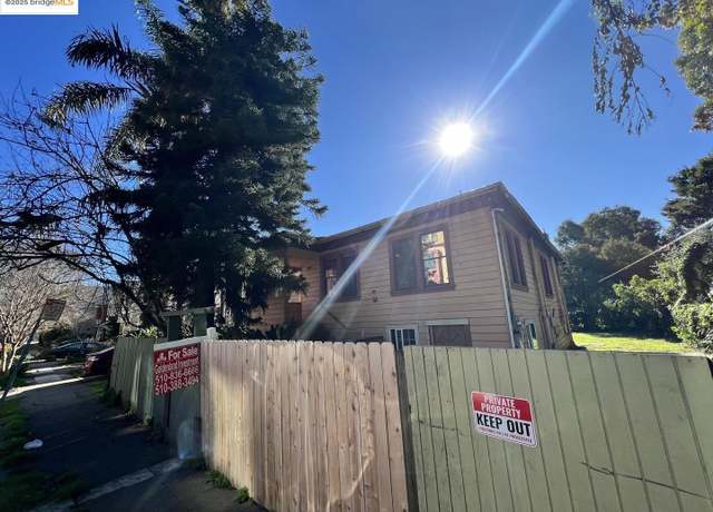 Property at 577 48th St, Oakland, CA 94609, 2 beds, 1 bath