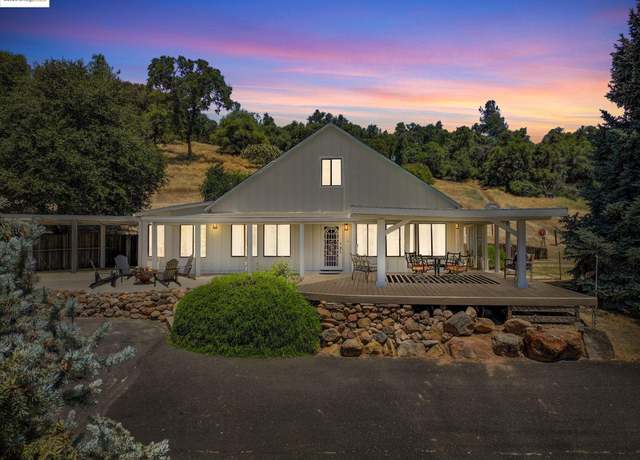 Property at 20020 Peppermint Falls Rd, Jamestown, CA 95327, 3 beds, 2 baths
