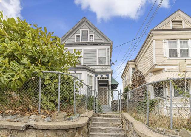 Property at 2248 E 22nd St, Oakland, CA 94606, 2 beds, 1 bath