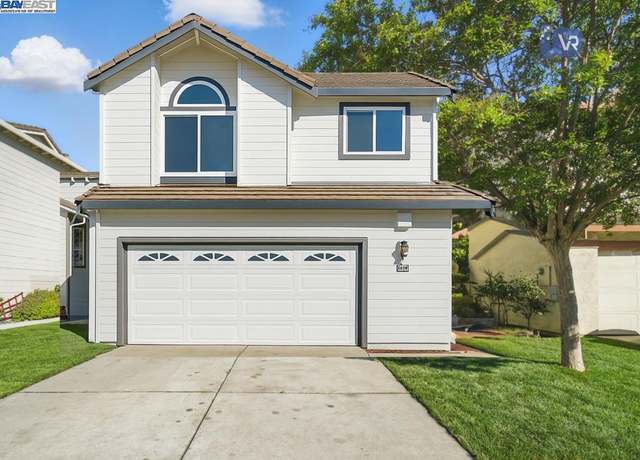Property at 35864 Killorglin Cmn, Fremont, CA 94536, 4 beds, 2.5 baths