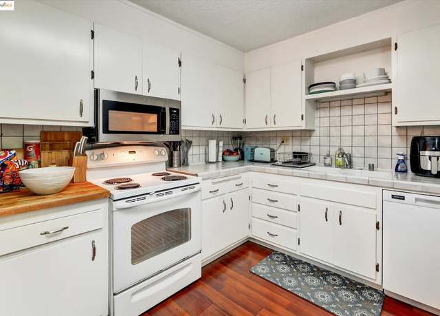 Property at 2 Panoramic Way #201, Berkeley, CA 94704, 3 beds, 2 baths
