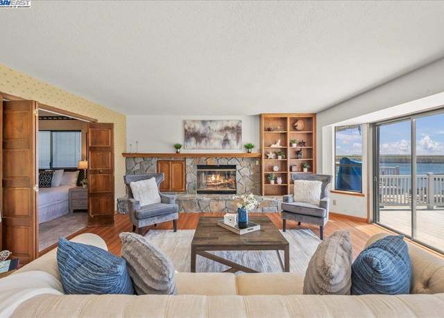 Property at 5690 Beaver Ln, Discovery Bay, CA 94505, 4 beds, 4 baths