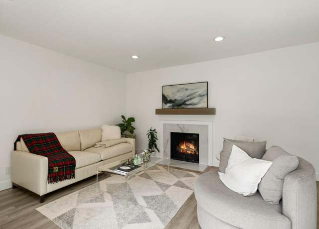 Property at 1919 Alameda De Las Pulgas #80, San Mateo, CA 94403, 2 beds, 1 bath