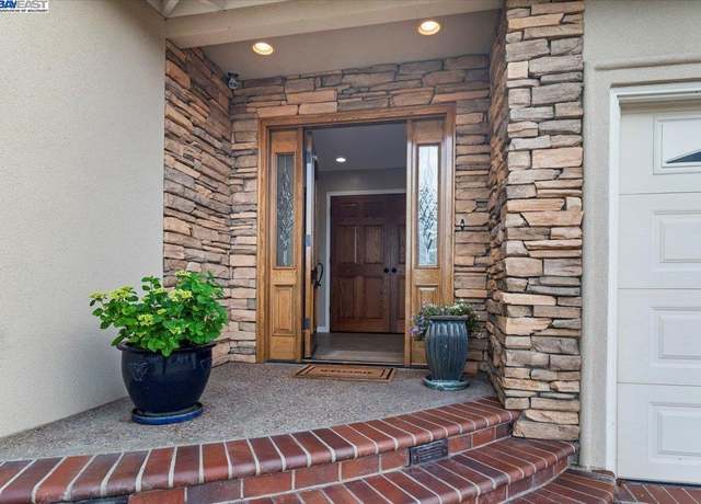 Property at 4255 Circle Ave, Castro Valley, CA 94546, 3 beds, 2 baths