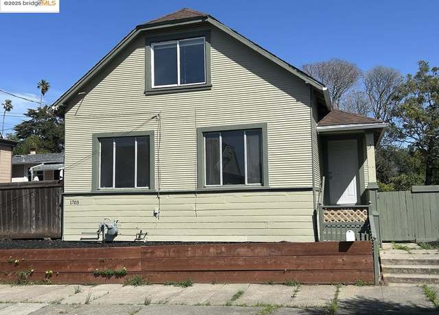 Property at 1703 Macarthur Blvd, Oakland, CA 94602, 3 beds, 1.5 baths