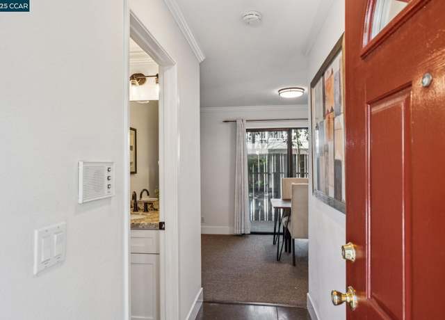 Property at 940 Dewing Ave Unit B, Lafayette, CA 94549, 2 beds, 2.5 baths