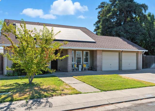 Property at 6236 Choctaw Ct, Manteca, CA 95336, 4 beds, 2 baths