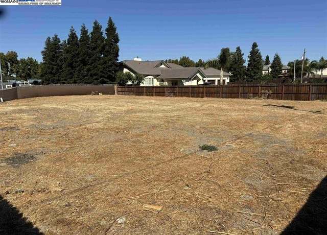 Property at 418 Cose Ln, Tracy, CA 95377