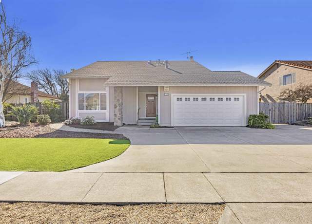 Property at 33235 Lark Way, Fremont, CA 94555, 4 beds, 2.5 baths