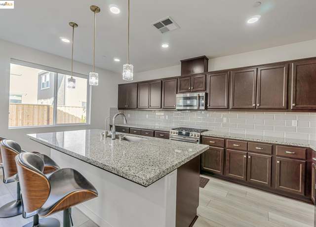 Property at 5390 Shenandoah Valley Ln, Antioch, CA 94531, 4 beds, 3 baths
