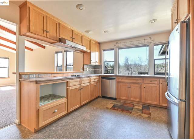 Property at 22087 Fair Oaks Ct, Sonora, CA 95370, 3 beds, 2 baths