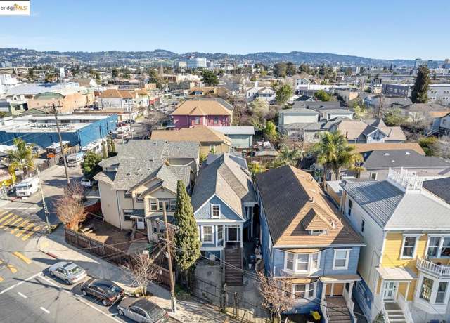 Property at 2524 Market St, Oakland, CA 94607, 6 beds, 4 baths