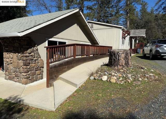 Property at 19800 Elder Ln, Groveland, CA 95321, 3 beds, 2 baths