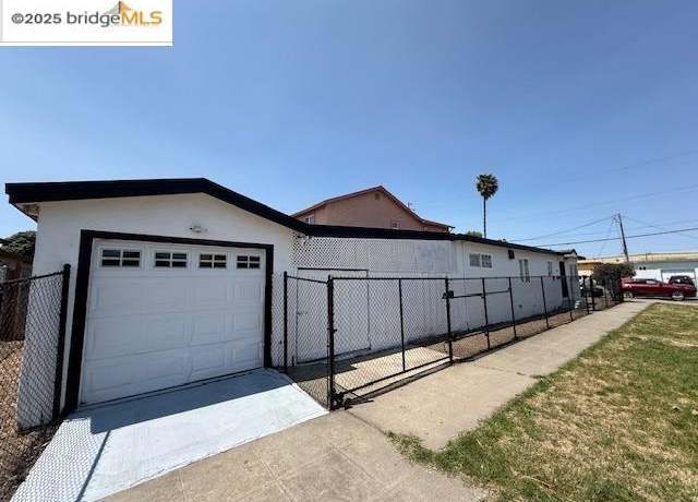 Property at 301 S 24th St, Richmond, CA 94804, 2 beds, 1 bath