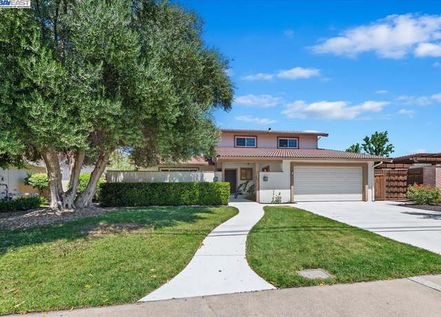 Property at 3428 Sugarberry Ln, Walnut Creek, CA 94598, 4 beds, 3 baths
