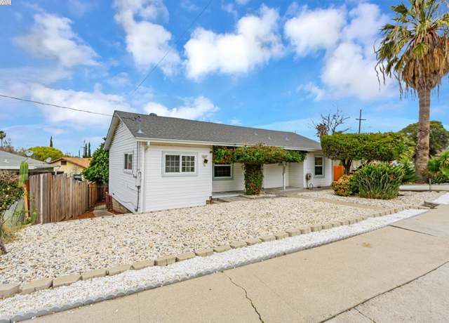 Property at 800 W 14th St, Antioch, CA 94509, 3 beds, 1 bath