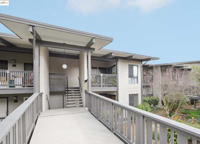 Property at 19100 Crest Ave #17, Castro Valley, CA 94546, 1 bed, 1 bath
