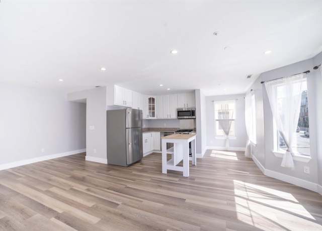 Property at 2933 Mcclure St #8, Oakland, CA 94609, 1 bed, 1 bath