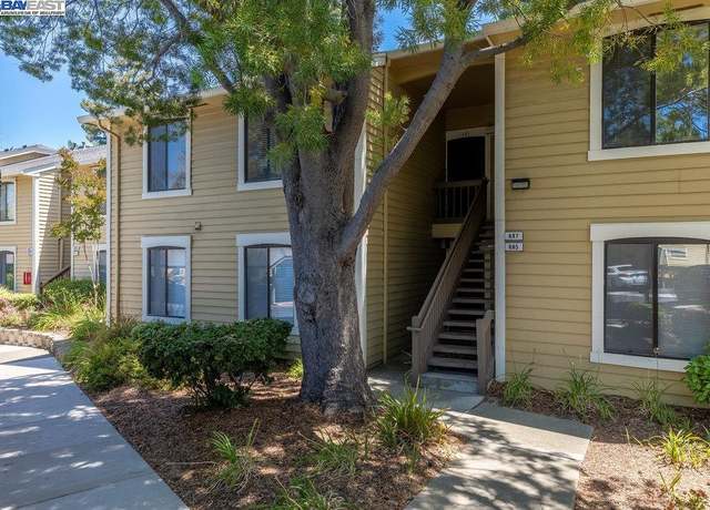Property at 683 Center Ave, Martinez, CA 94553, 2 beds, 1 bath