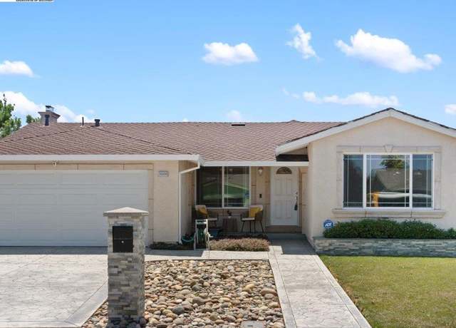 Property at 35009 Lilac Loop, Union City, CA 94587, 4 beds, 2.5 baths
