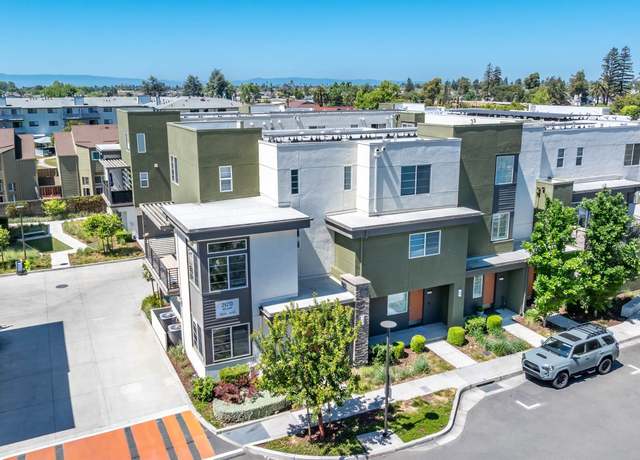 Property at 29231 Hub Ct, Hayward, CA 94544, 1 bed, 1.5 baths