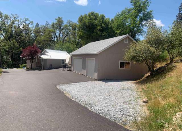 Property at 17250 Burford Ln, Soulsbyville, CA 95372, 3 beds, 1 bath