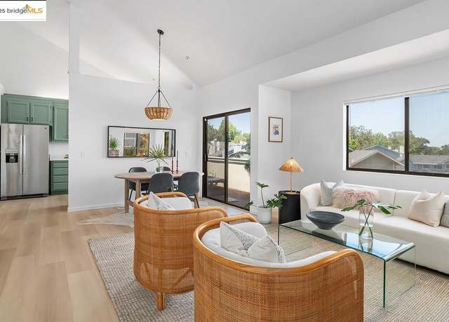 Property at 46 Birchwood Dr, Novato, CA 94947, 3 beds, 3 baths