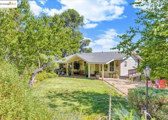 Property at 18475 E Hershey Rd, Tuolumne, CA 95379, 3 beds, 2 baths