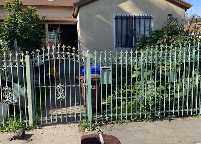 Property at 9423 C St, Oakland, CA 94603, 3 beds, 1 bath