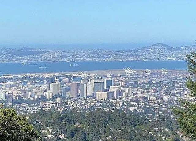 Property at 6171 Chelton Dr, Oakland, CA 94611