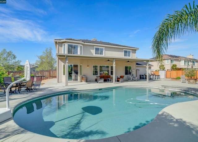 Property at 2121 Bluffs Dr, Livermore, CA 94551, 5 beds, 3 baths