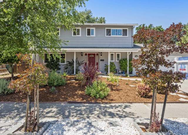 Property at 963 Getoun Dr, Concord, CA 94518, 5 beds, 2.5 baths