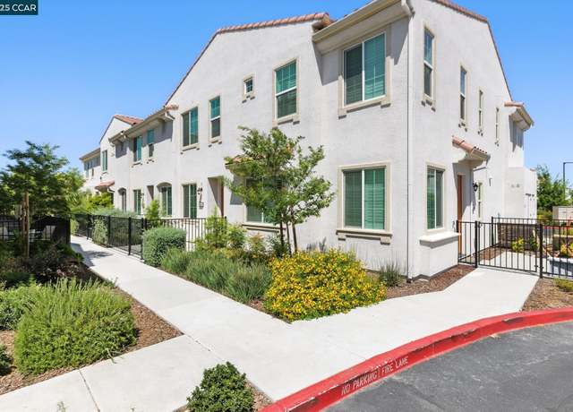 Property at 5301 E Commerce Way #58104, Sacramento, CA 95835, 3 beds, 2.5 baths
