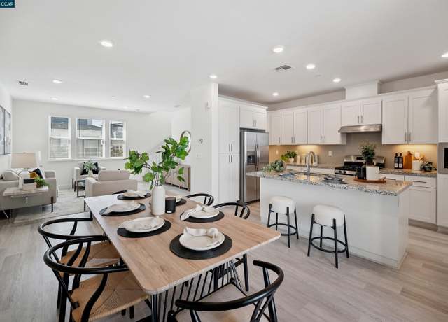 Property at 92 Zenith Cmn, Fremont, CA 94539, 3 beds, 2.5 baths